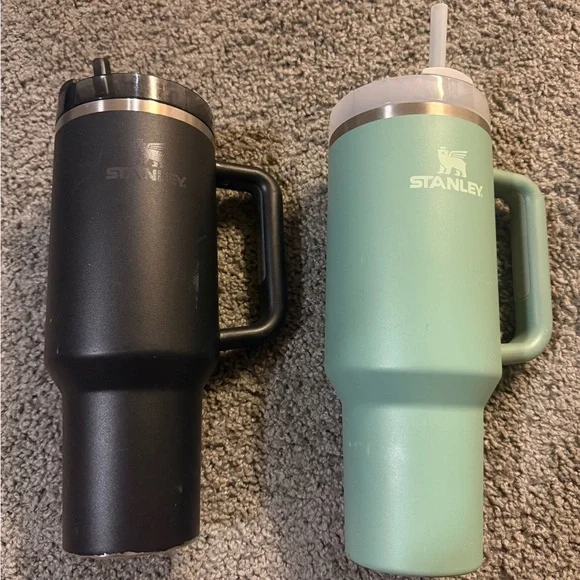 40oz Stanley Tumblers - Picture 1 of 5